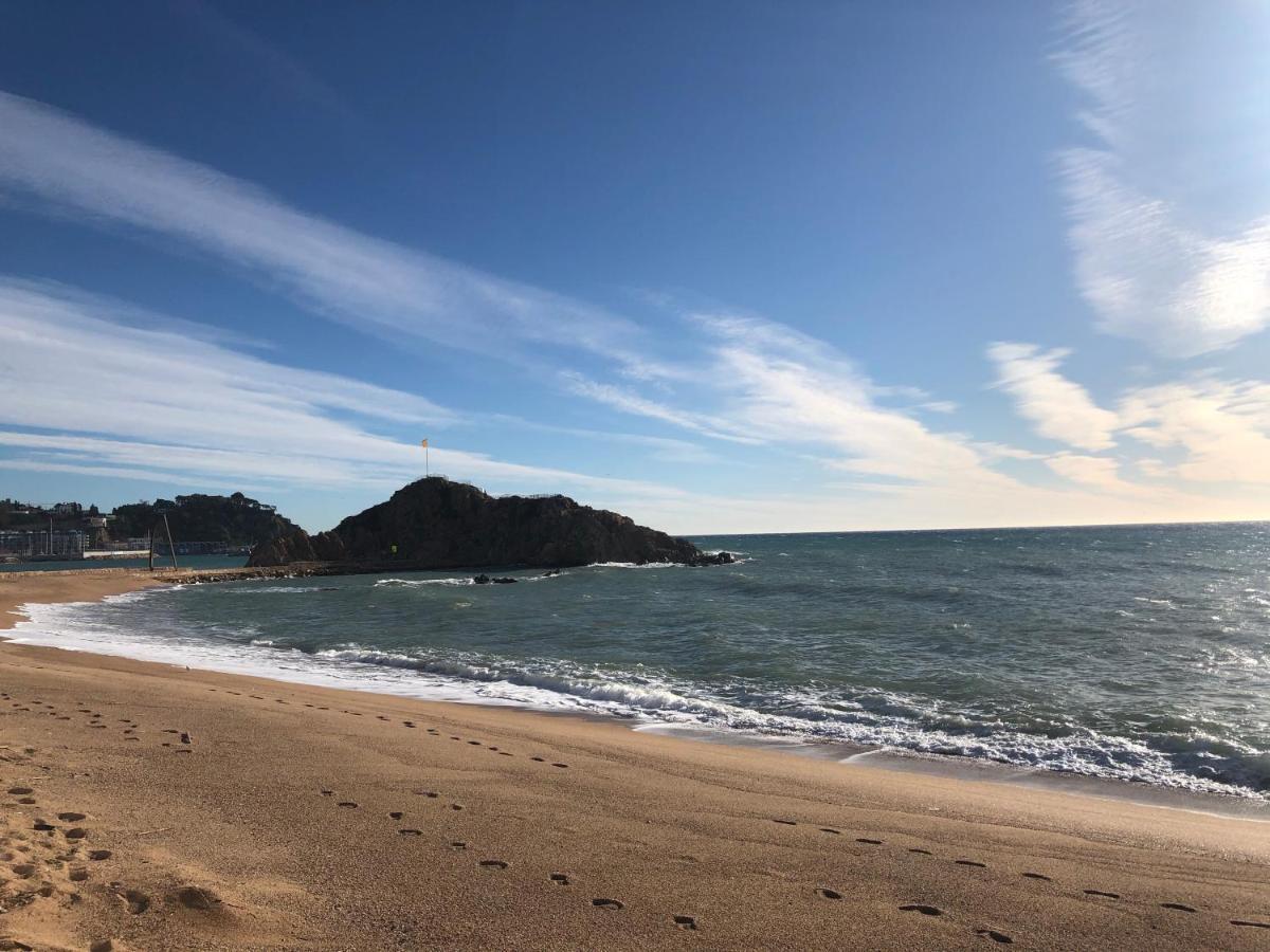 Beta'S Place - Apartamento Primera Linea De Playa Blanes Luaran gambar