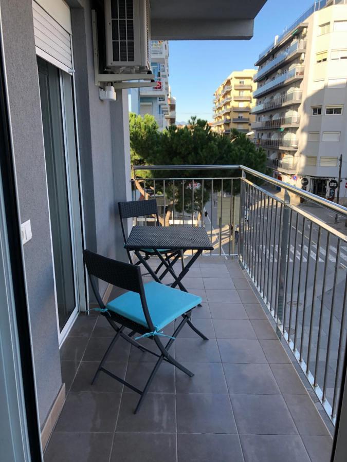 Beta'S Place - Apartamento Primera Linea De Playa Blanes Luaran gambar