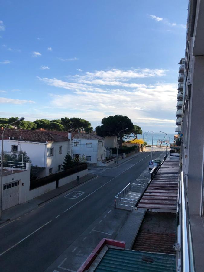Beta'S Place - Apartamento Primera Linea De Playa Blanes Luaran gambar